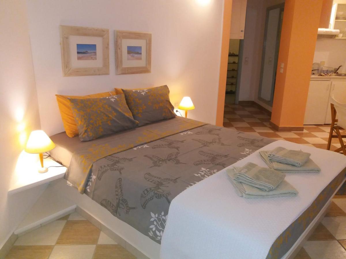 Emily'S Suites Adamantas  Ngoại thất bức ảnh